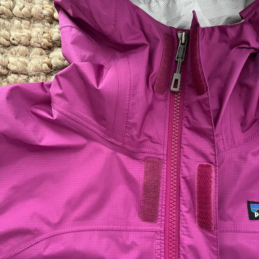 Patagonia Torrentshell Rain Jacket Women S Fuchsia Pink Hooded Waterproof Shell - Picture 9 of 16